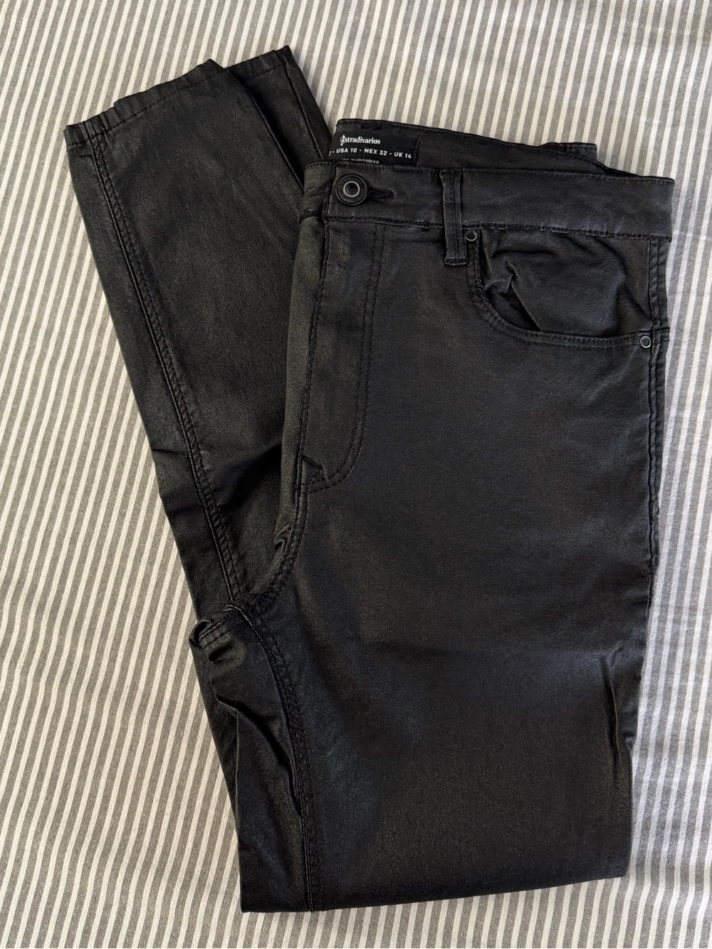 stradivarius Women’s Black Skinny Coated Stretch Pants